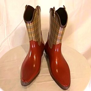 Like New Tamara Henriques Rain Boots